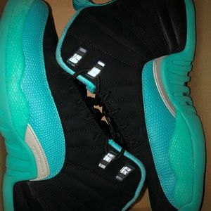 Jordan 12s